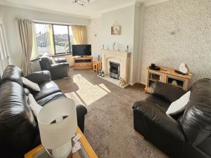 Lounge- click for photo gallery